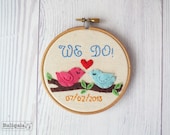Embroidery hoop art wedding, love birds, wedding decoration, memento, keepsake,  customized personalized wedding gift made to order