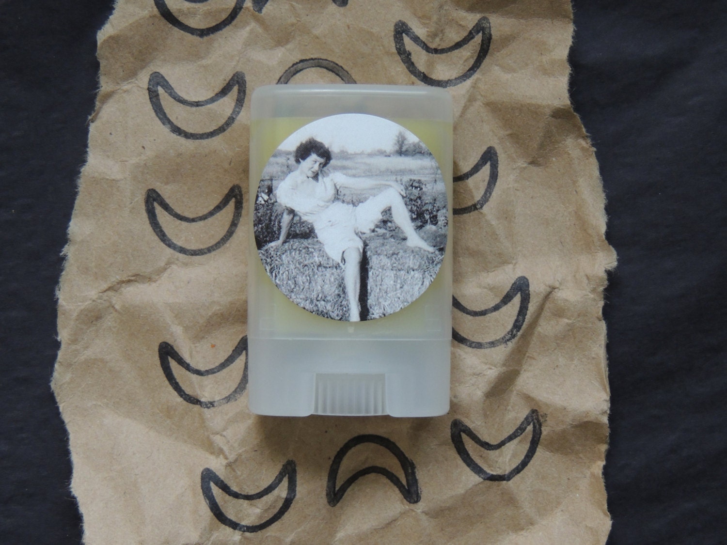Single Note Sandalwood Solid Perfume- Ankh