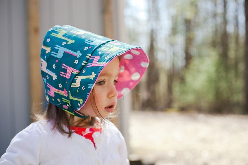 Floral Giraffe reversible Bonnet Baby / Toddler Sun Hat summer