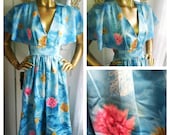 70s Floral Flutter Sleeve Dress