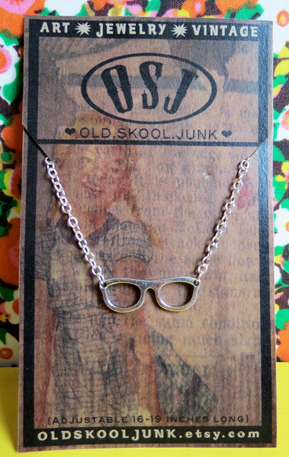 Mini Nerd Glasses Necklace. Silver Plated.