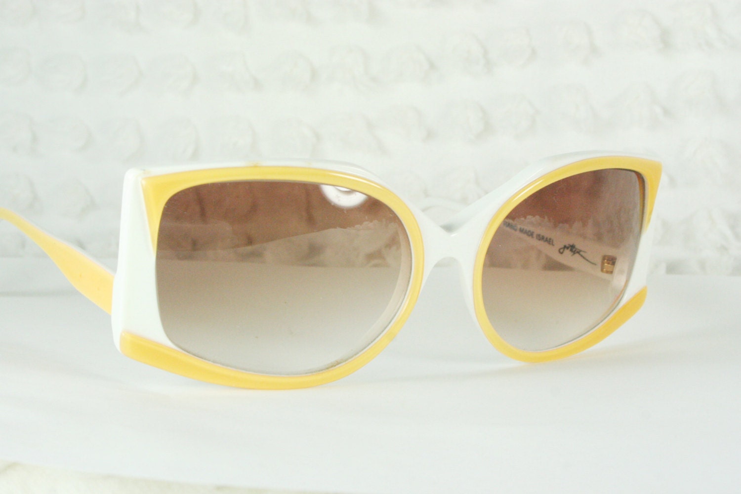 80s Sunglasses 1970s Designer Eyewear Yellow Lined White Squared Frame Minimal Geometric NOS Non Rx Lens Gottex Frame Israel