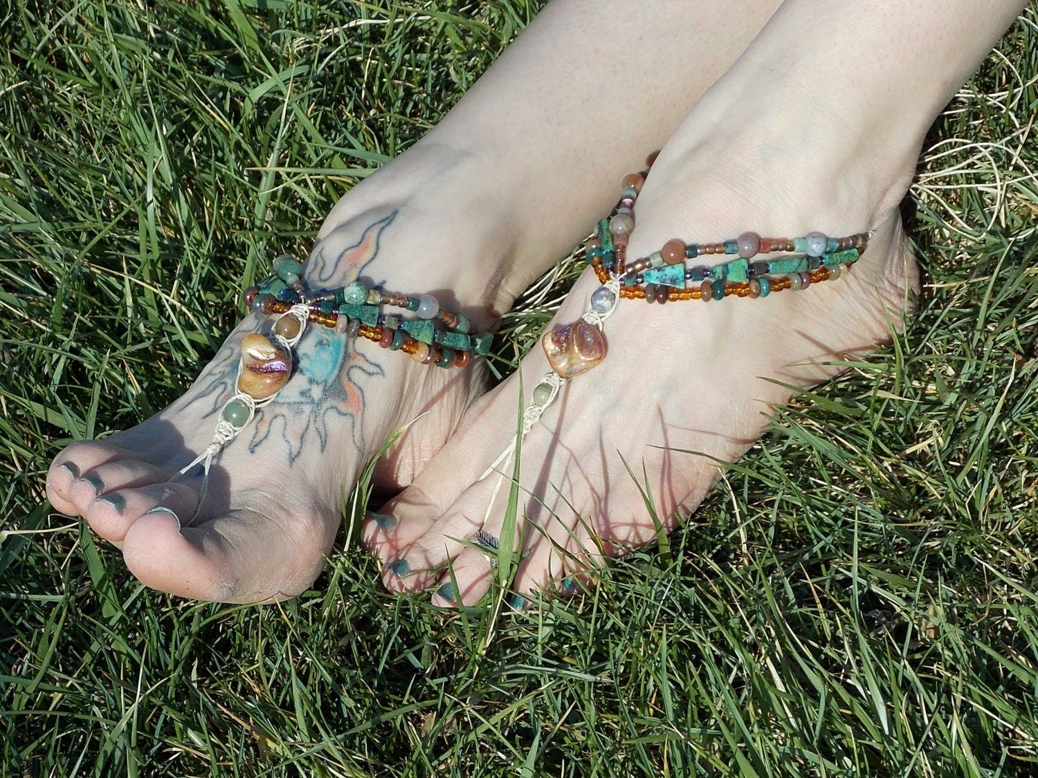 Fancy Jasper Barefoot Sandals Toe Thong Bottomless Shoe Hemp Hippie Sandals Boho Stacking Foot Jewelry Green amber