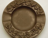 Vintage "WEDGWOOD" Basalt-Black Grapevine Small Ashtray