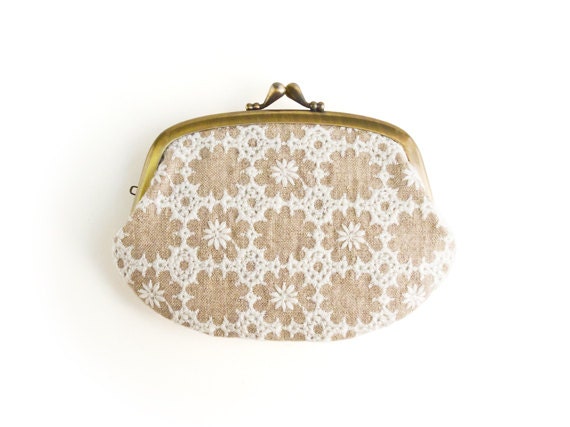 Embroidered Linen Compartment Purse Wallet - humoresque