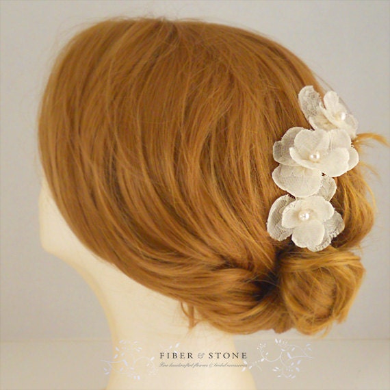 Lace Wedding Hairpiece with Freshwater Pearls, Silk Wedding Flower Hairpins, White Wedding Hair Accessory, Bridal Hair Flower Hair Piece