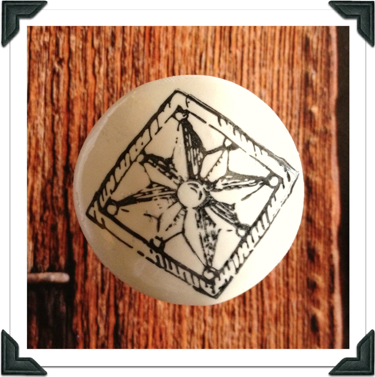 Eight Pointed Star in a Box knob