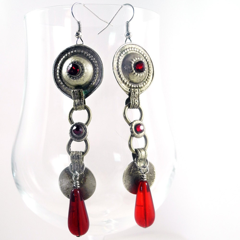 Kuchi Beaded Earrings Tribal Style Bellydance Ethno Bohemian Chic Red Desert Moon