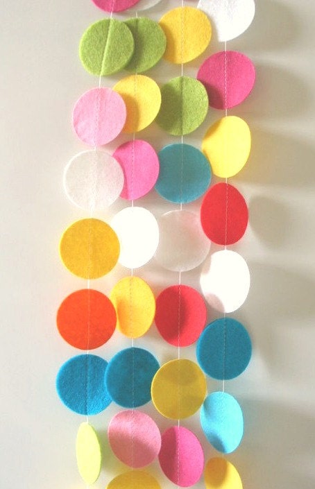 Fun and Bright Felt Circle Garland, Felt Circle Banner, Felt Circle Bunting, Nursery Garland, Photo Prop,  Party Pack 30 FT