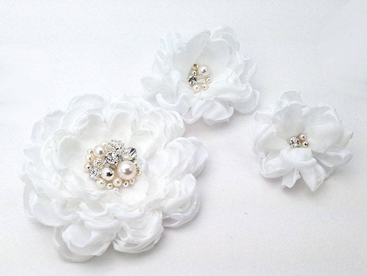 Bridal White Hair Clips - Wedding Hair Clips, Handmade Fabric Flowers with Swarovski for Bridesmaid, Flower Girl, Photo Prop