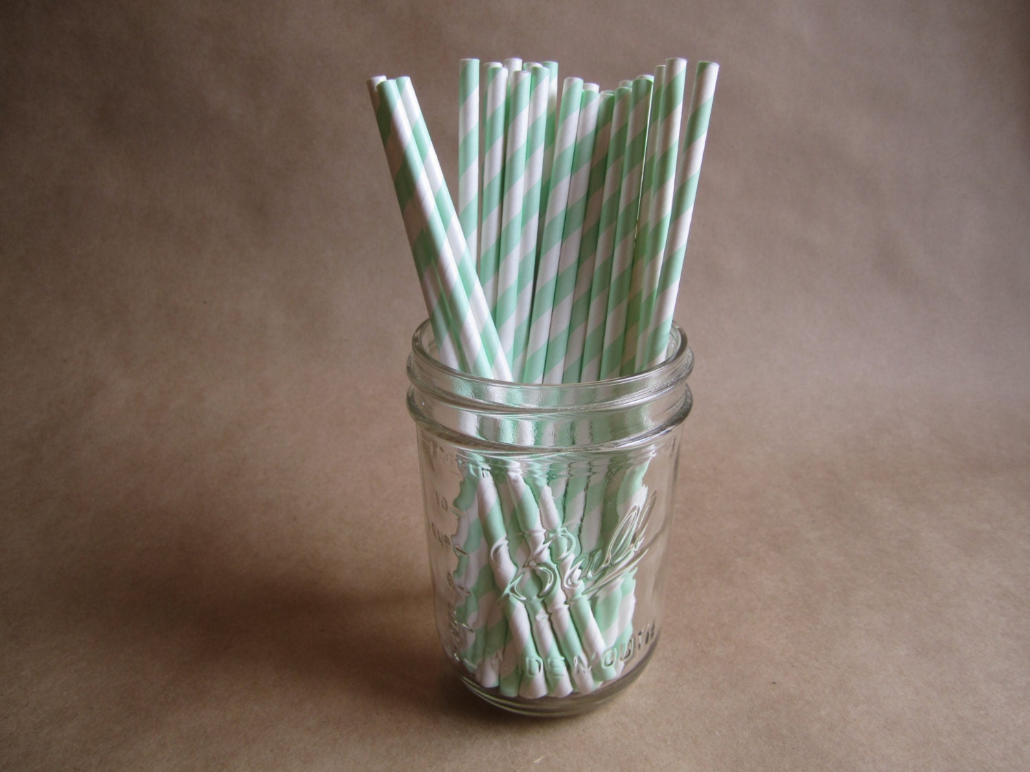 25 Mint Green Striped Straws