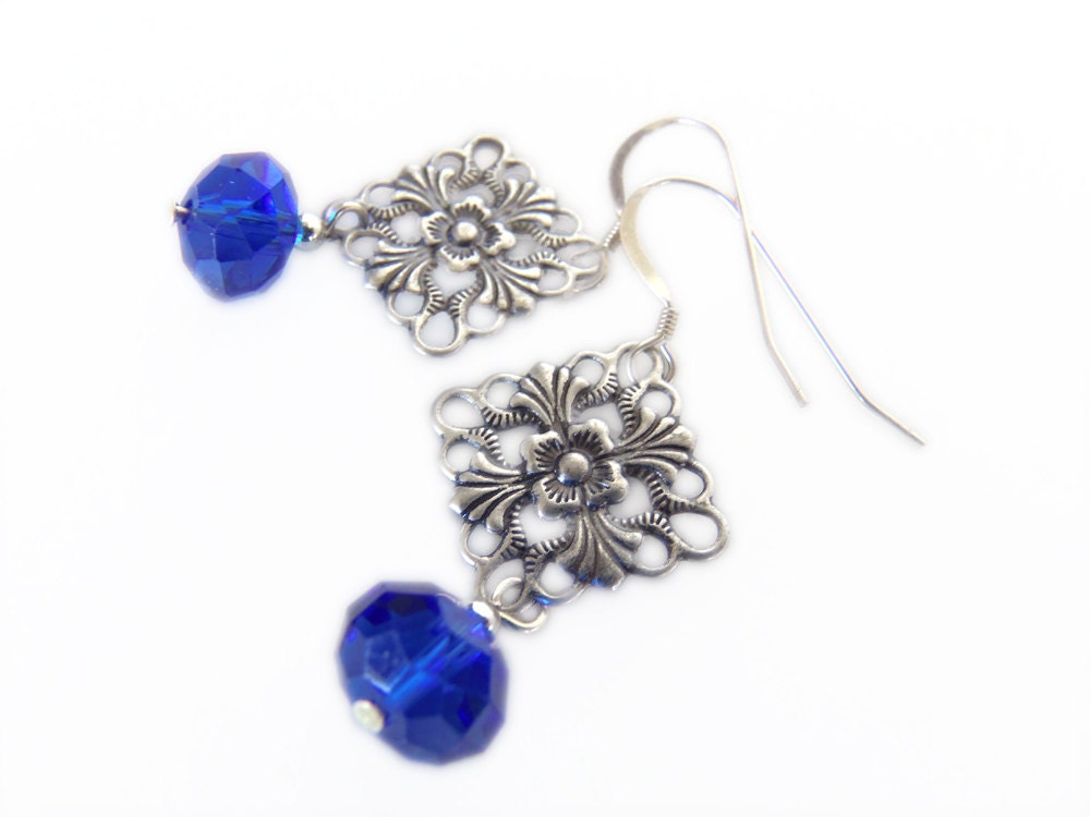 Stormwind: Earrings inspired by World of Warcraft