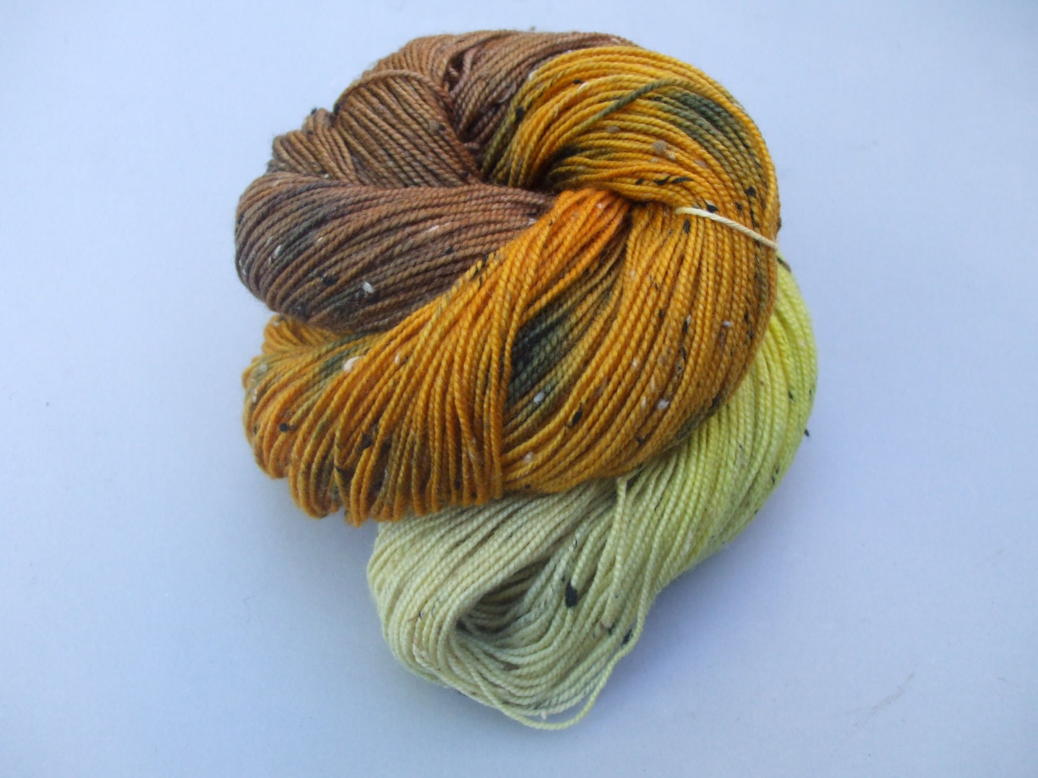 4 ply Donegal Tweed BFL Sock Wool. Jaguar.