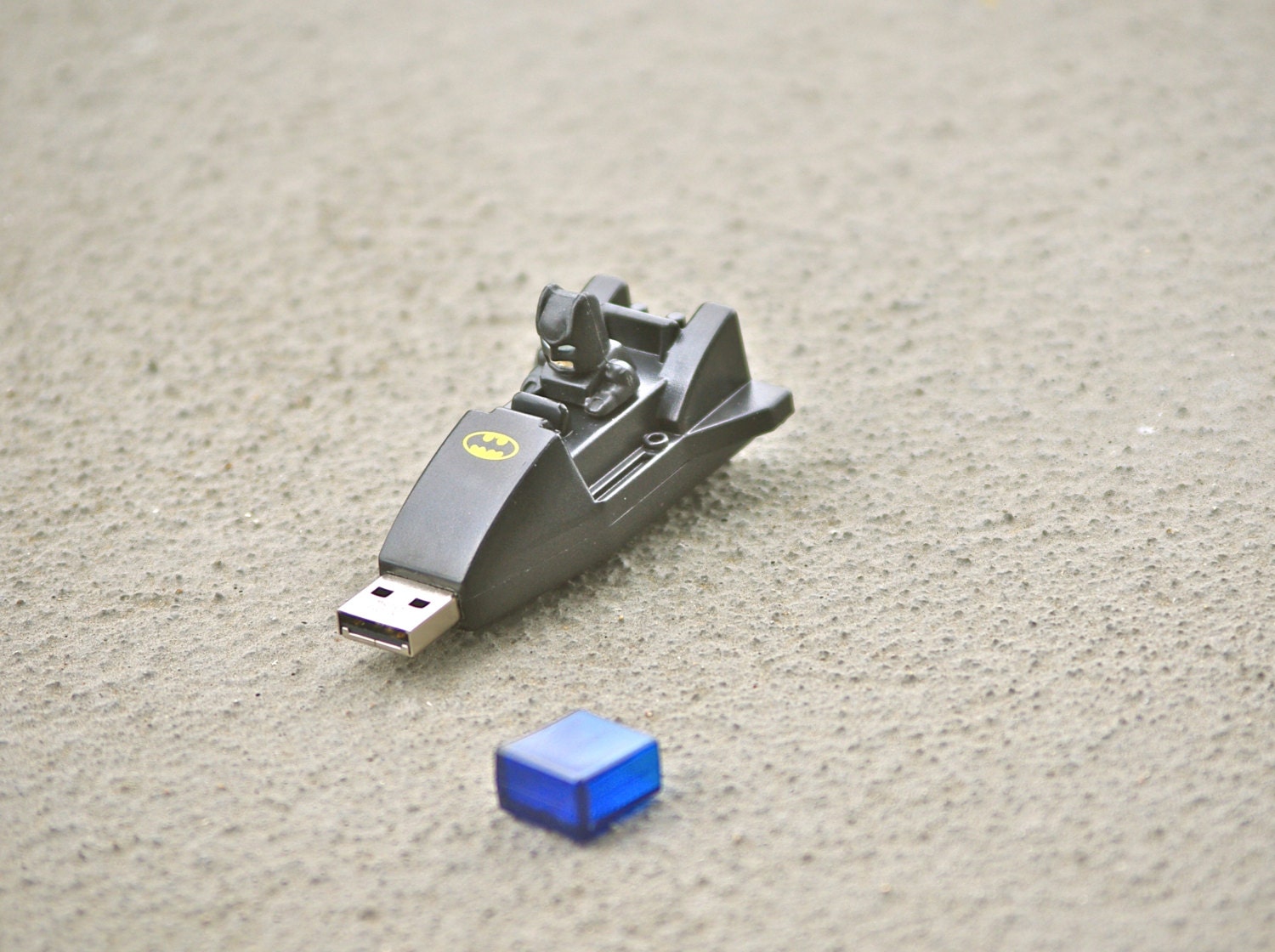 The Bat-Stick 8GB Batman Mini Batmobile USB flash drive memory stick DC comic book comics Superhero for computer mac or Pc for geeks