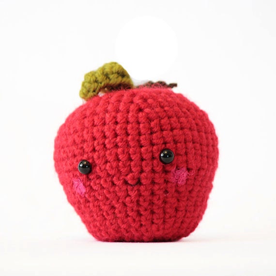 Geekery Plush apple toy, wool play food for kids, crochet apple, kids play kitchen set, cute kawaii plush, amigurumi food