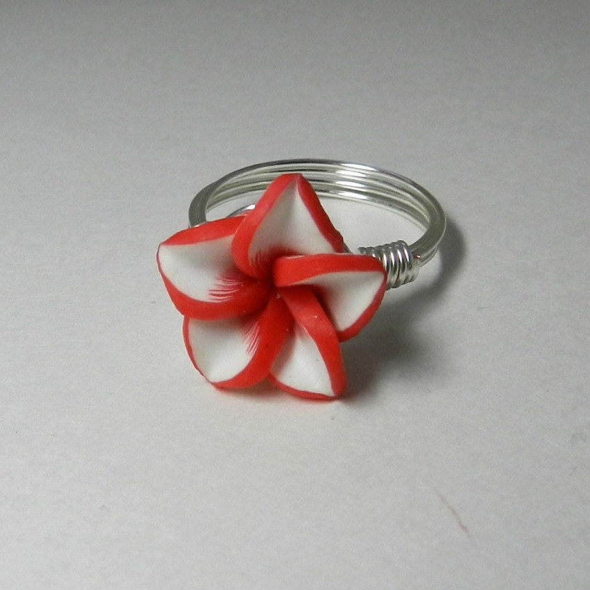 Flower Wire Wrapped Ring, Red, White, Polymer Clay Cocktail Ring