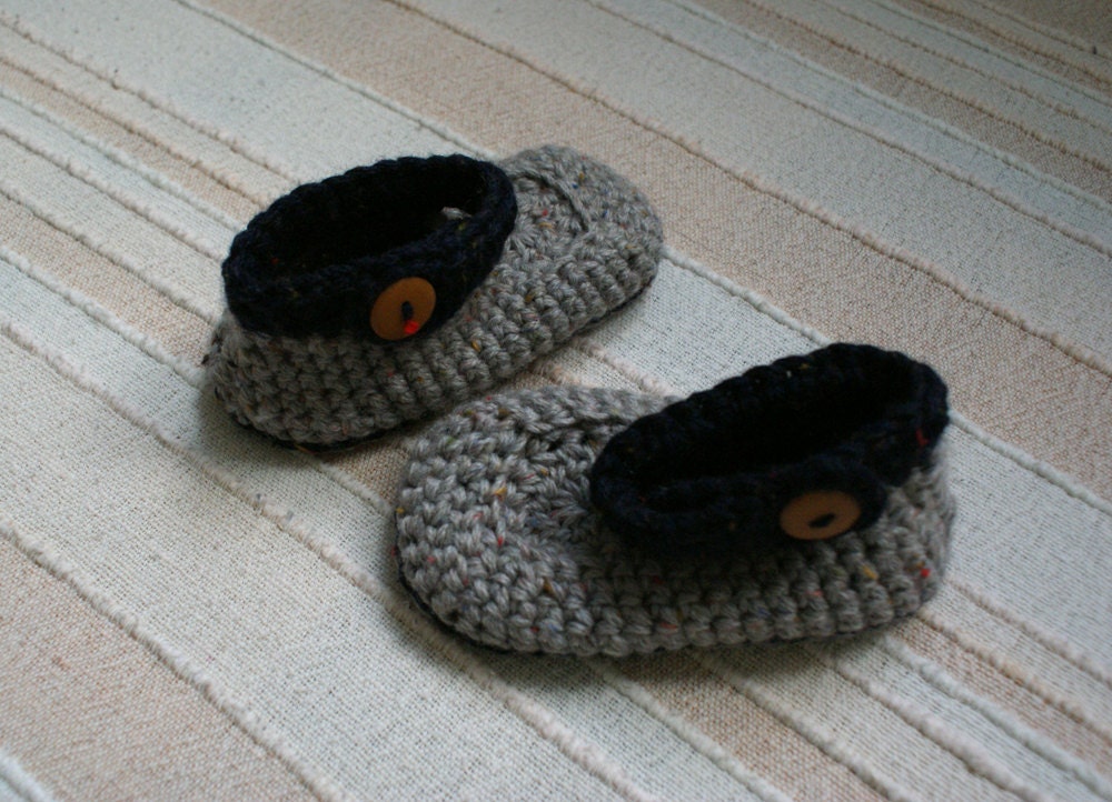 Baby crochet booties