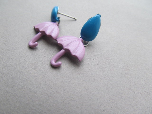 Rainy Days Mondays Stud Earrings