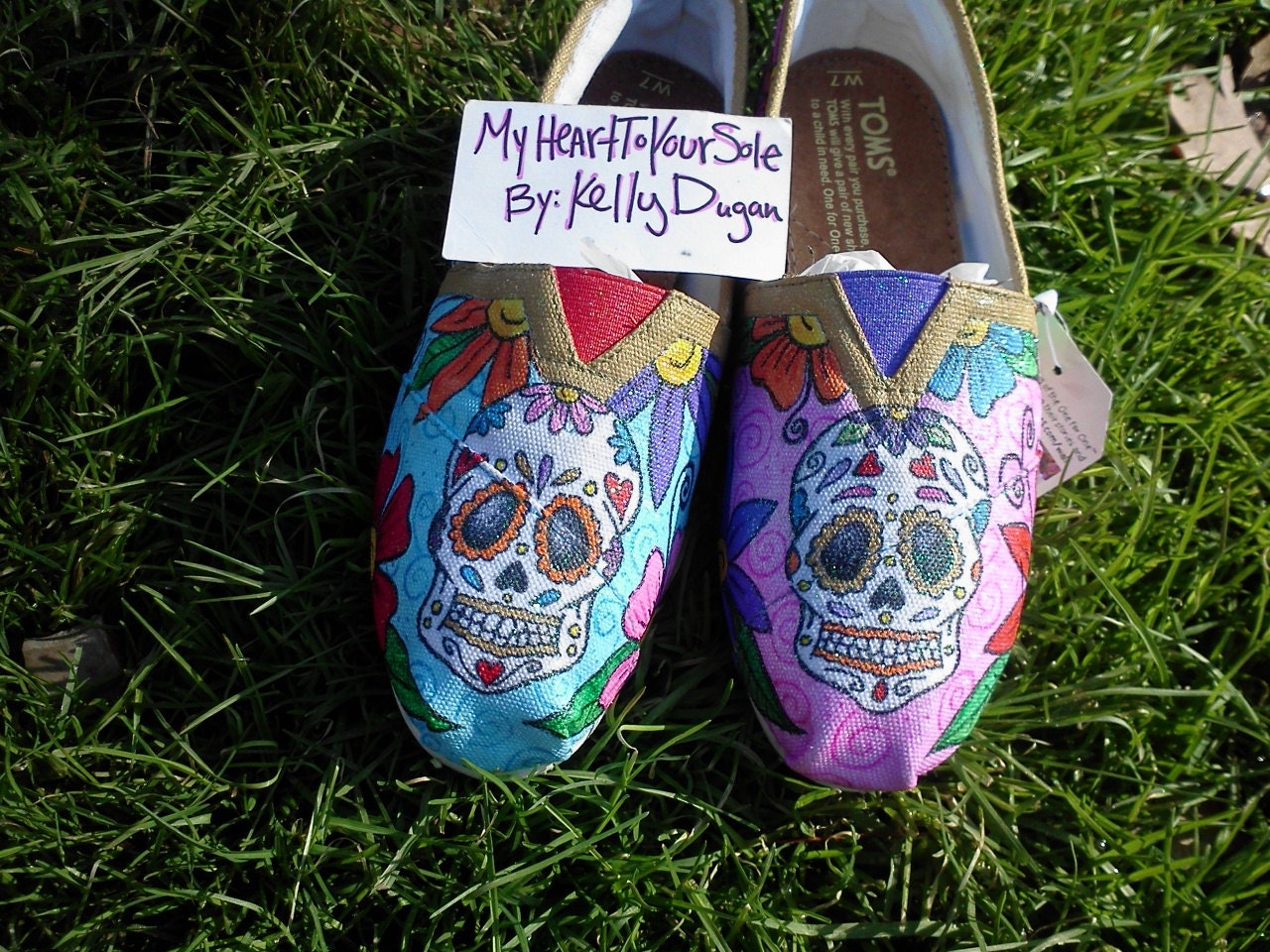 Price includes shoes. Dia De Los Muertos sugar skull hand painted TOMS