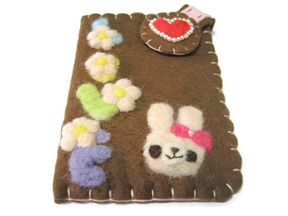 Needle Felt iPhone 5 case, Felt Cell Phone covers, Kawaii bunny, Cute phone case, felt cell phone cover, Eco-Friendly covers