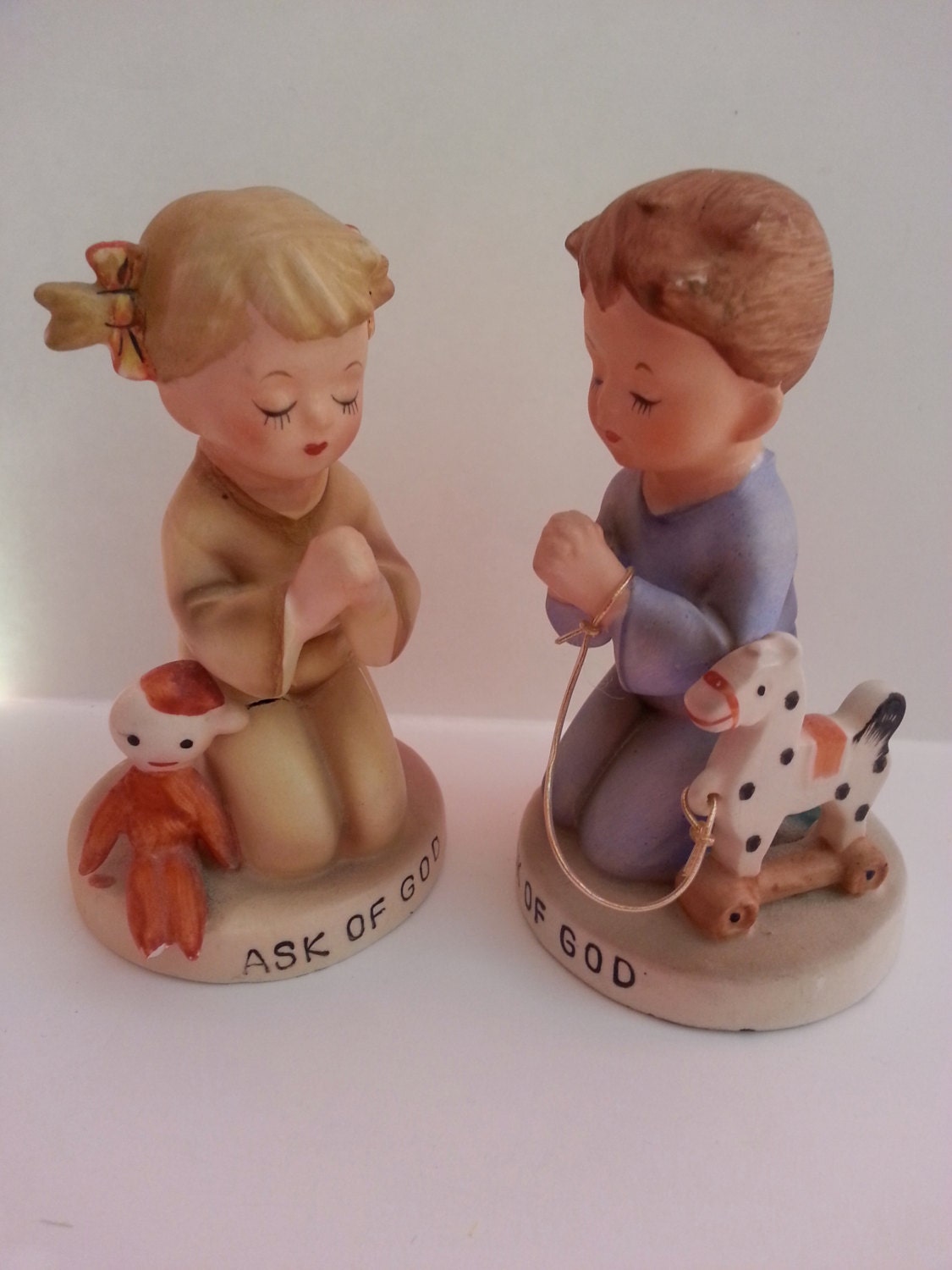 Vintage Prayer Figurines