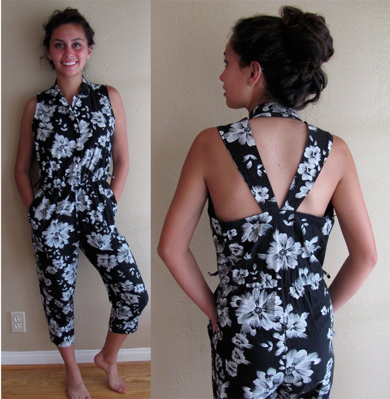 1990's Black and White Floral Romper with V Shaped Straps at Back - Tapered, Cropped Leg Baggy, Oversize, Roomy Fit