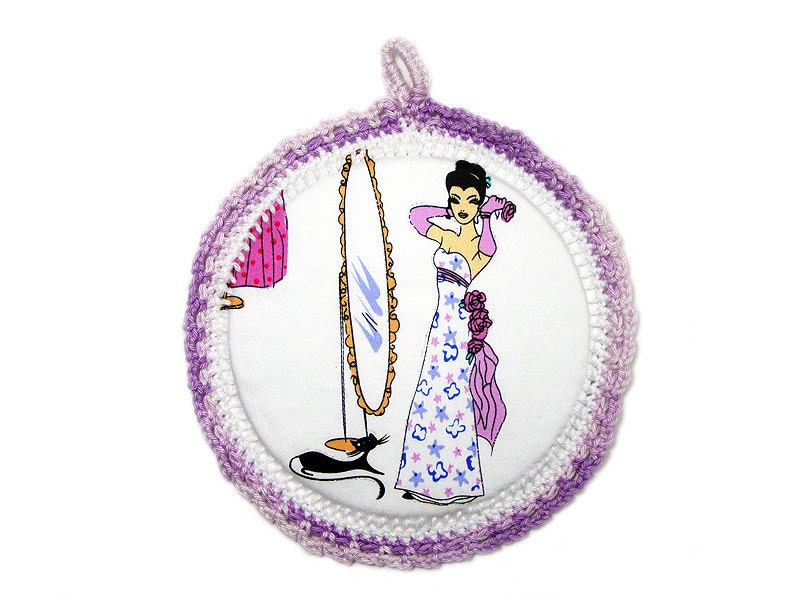 Fabric Picture in a Crochet frame - Elegant Lady - Wall art for girls room - Purple cotton yarn