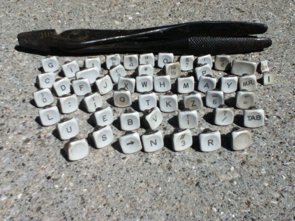 Antique Vintage Plastic Remington Typewriter Keys Set of 51 plus