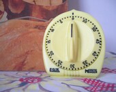Vintage Yellow Minute Minder Kitchen Timer by LUX Clock Company