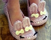 Children's Crochet Pattern -The Classic Year-Round Bunny Slipper - Big Kid's shoe Sizes 10-2 - Pattern 215 Instant Download