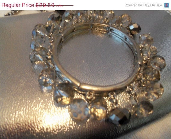 Vintage Glass Beaded Cha Cha Bracelet