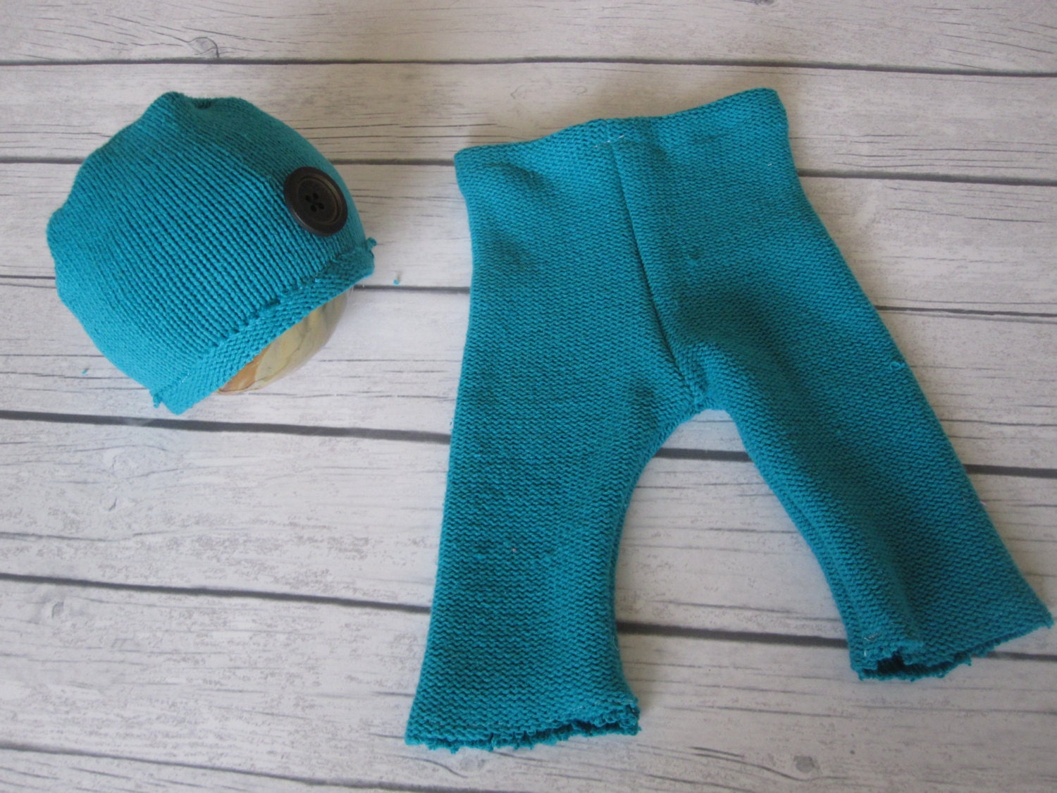 OOAK Upcycled newborn pant and hat in turquiose -photography prop- RTS