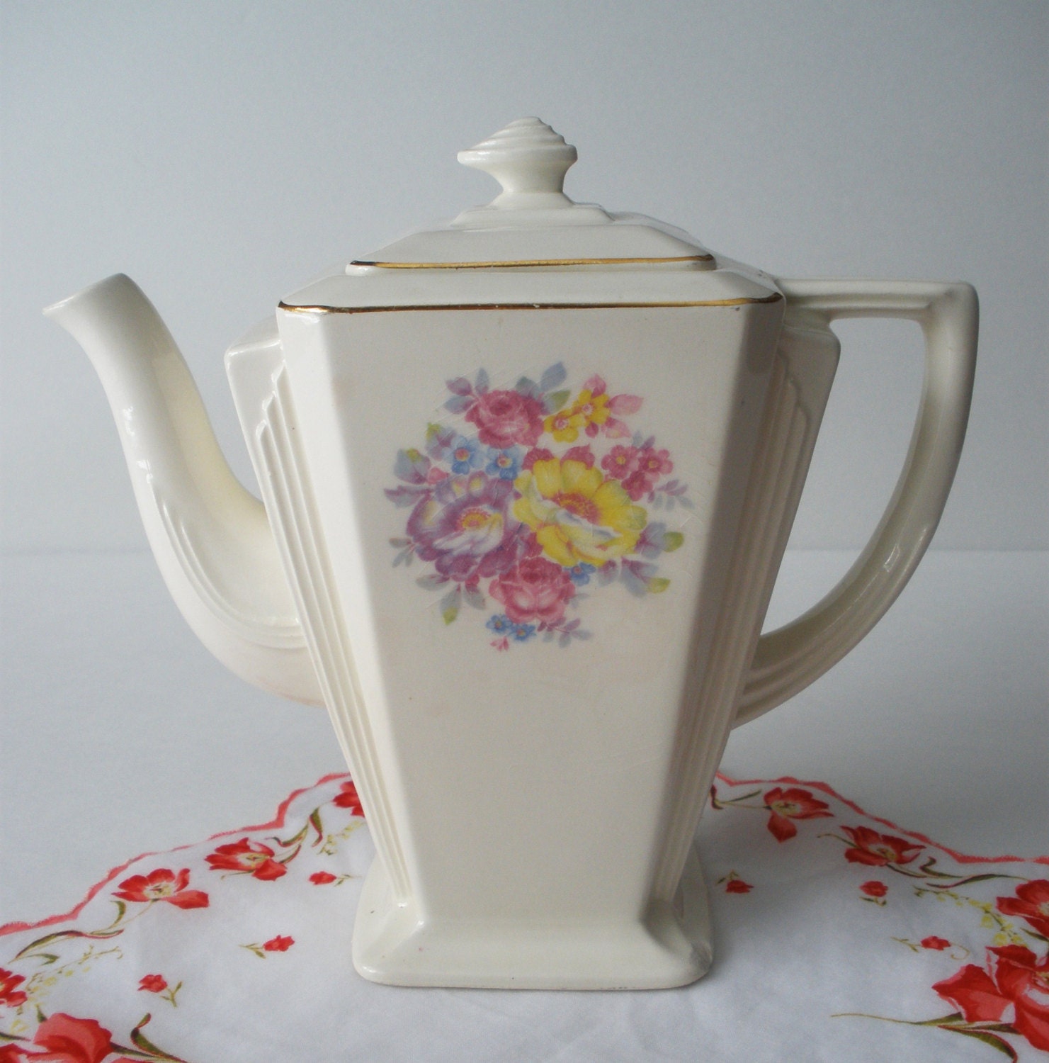 Items similar to Teapot . Lovely Vintage Art Deco Teapot . Pastel
