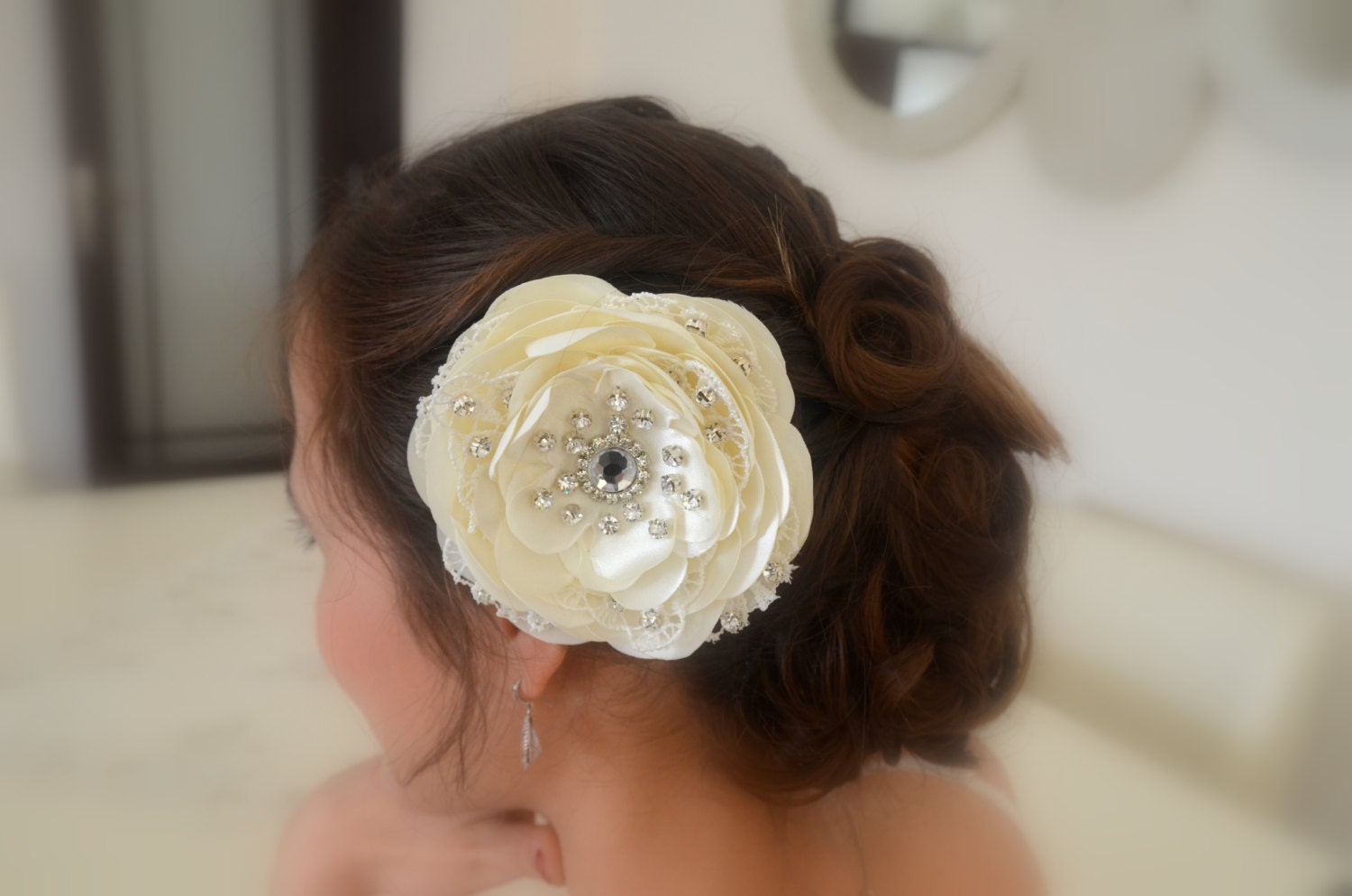 Ivory vintage inspired large beaded crystal rhinestones bridal hair flower wedding accessories bridesmaids gifts ready for the shipment