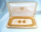 Vintage Napier Demi Necklace Clip On Earrings Gold Tone Original Box - Unsigned