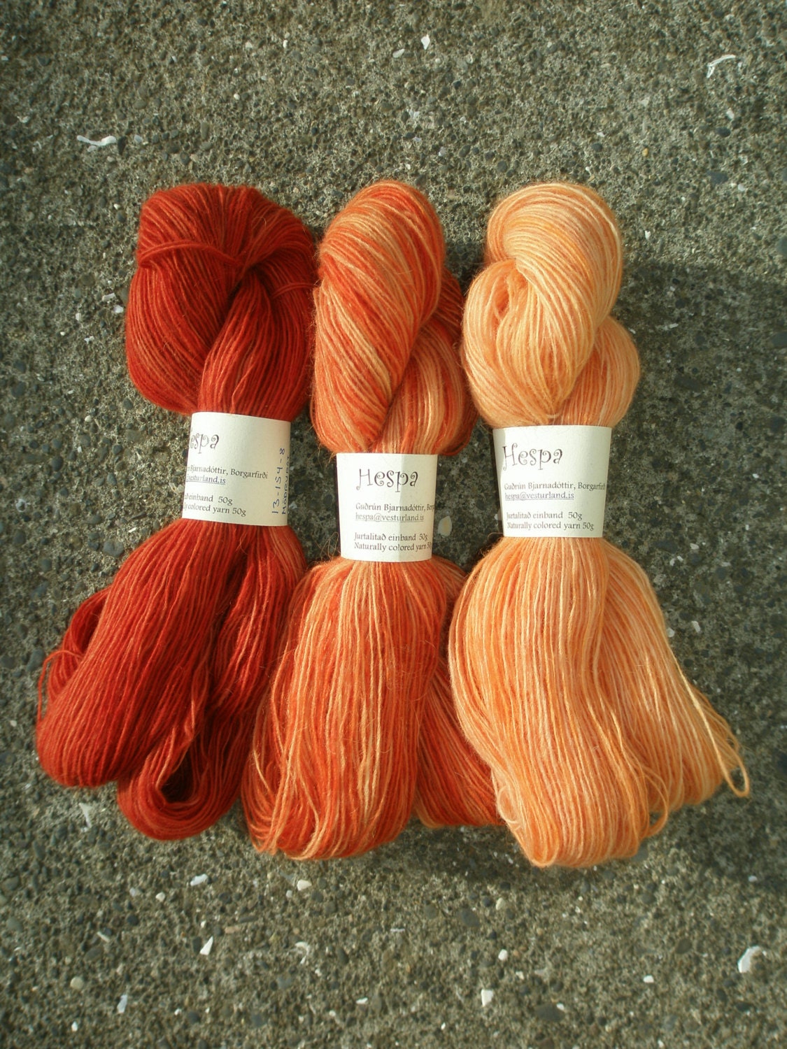 Knit your own Icelandic "Hyrna" Shawl