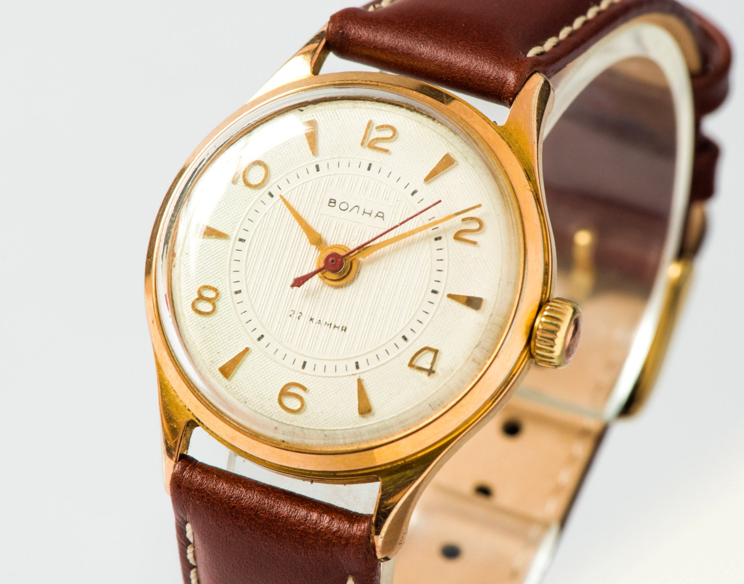 Antique wrist watch Volna Precision gold plated men's watch mechanical very rare mint condition