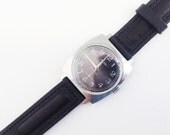 Vintage Pobeda WATCH with black wrist band 15 jewels