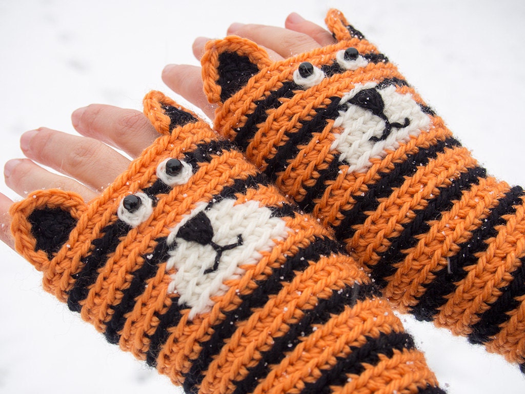TIGER FINGERLESS GLOVES - Free Shipping Worldwide