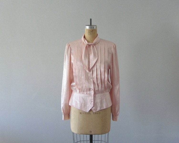 1980s pink blouse . vintage office fashion . 80s secretary blouse