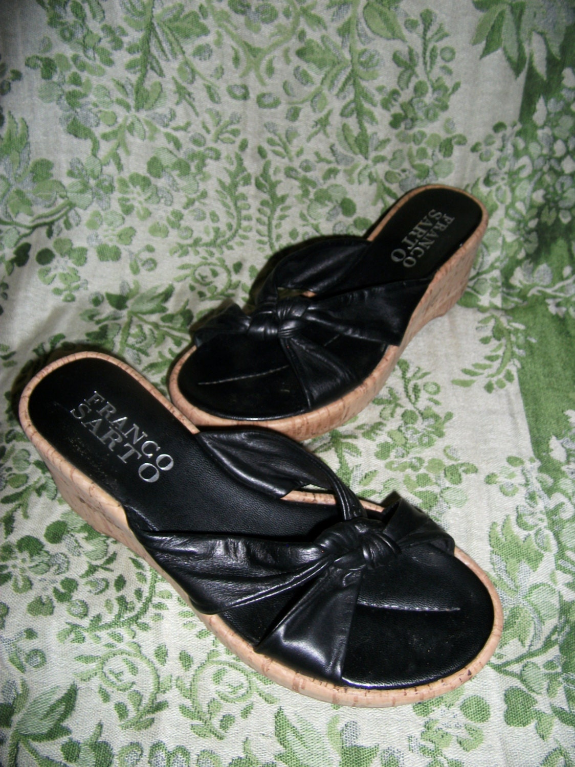 SAlE 40% Off Vintage Black Leather Wedge Sandals by Franco Sarto Size 6 Now Only 4.80 USD