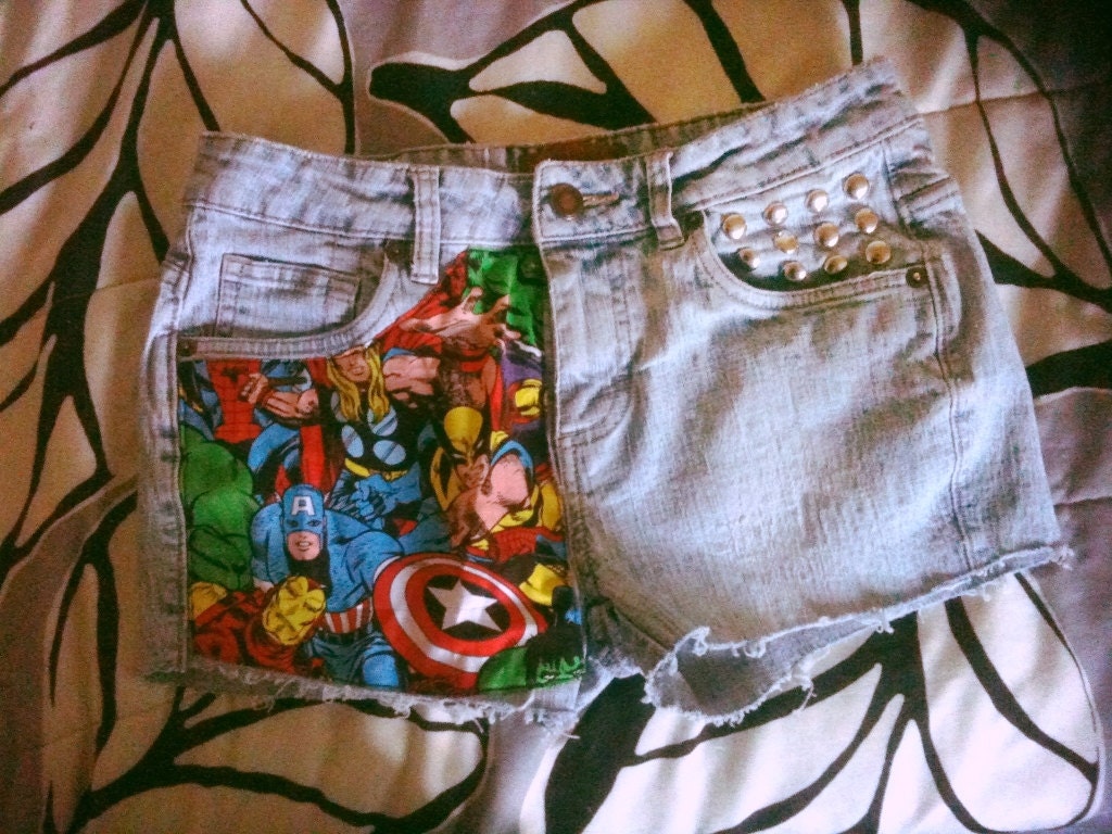 The AVENGERS Studded Acid Wash Light Denim Jean Shorts