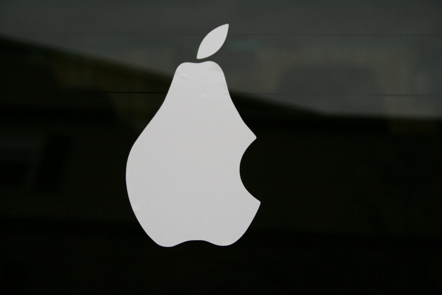 iPear Bumper Sticker / Window Decal