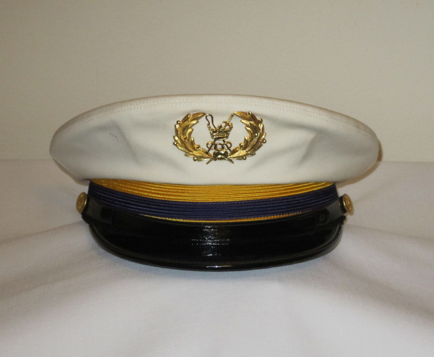 I O O F Hat Patriach Militant White With Black Visor Hat Badge
