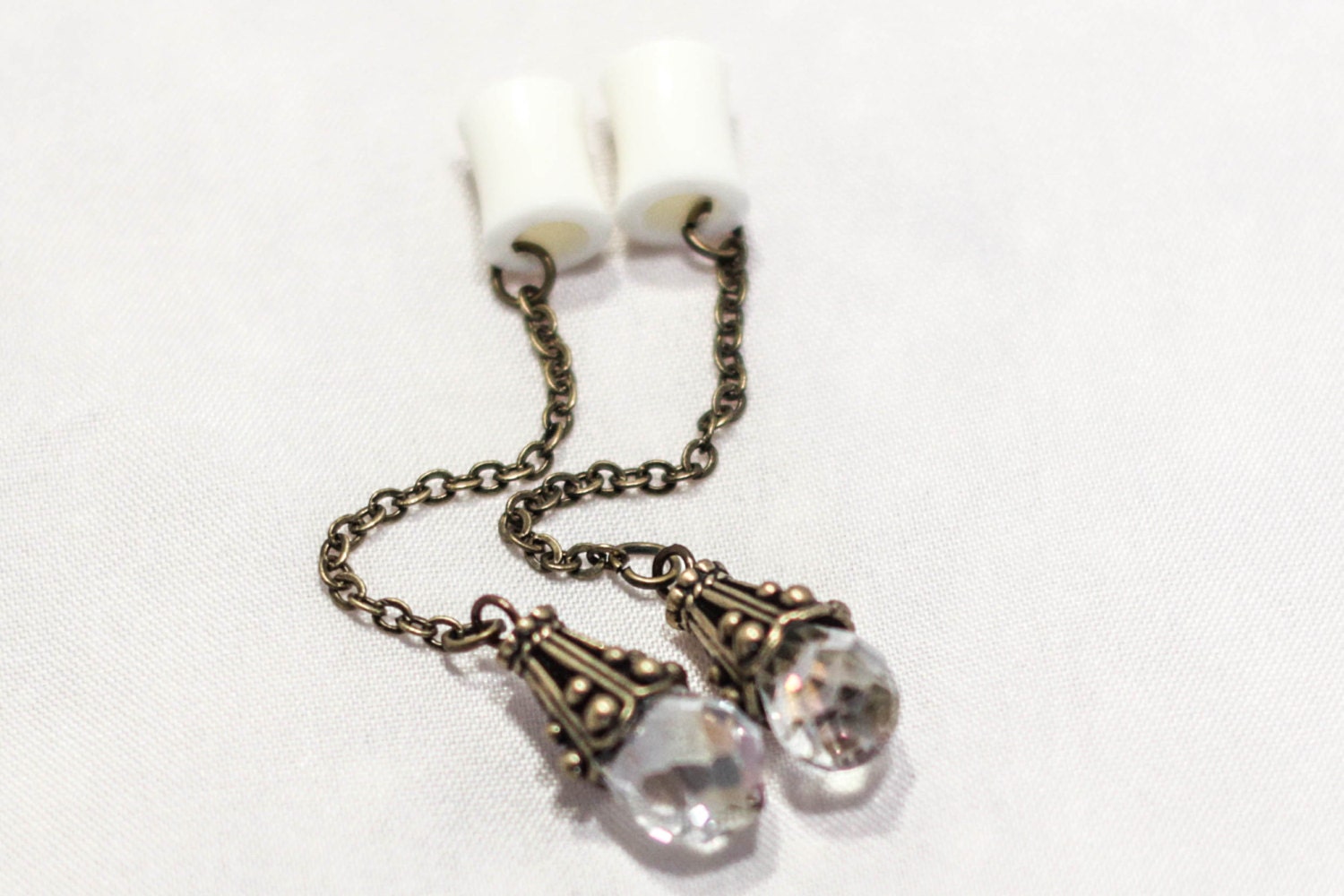 4g-5/8" Antique Chain with Glass Crystal on Organic Bone Dangle Tunnel Plugs