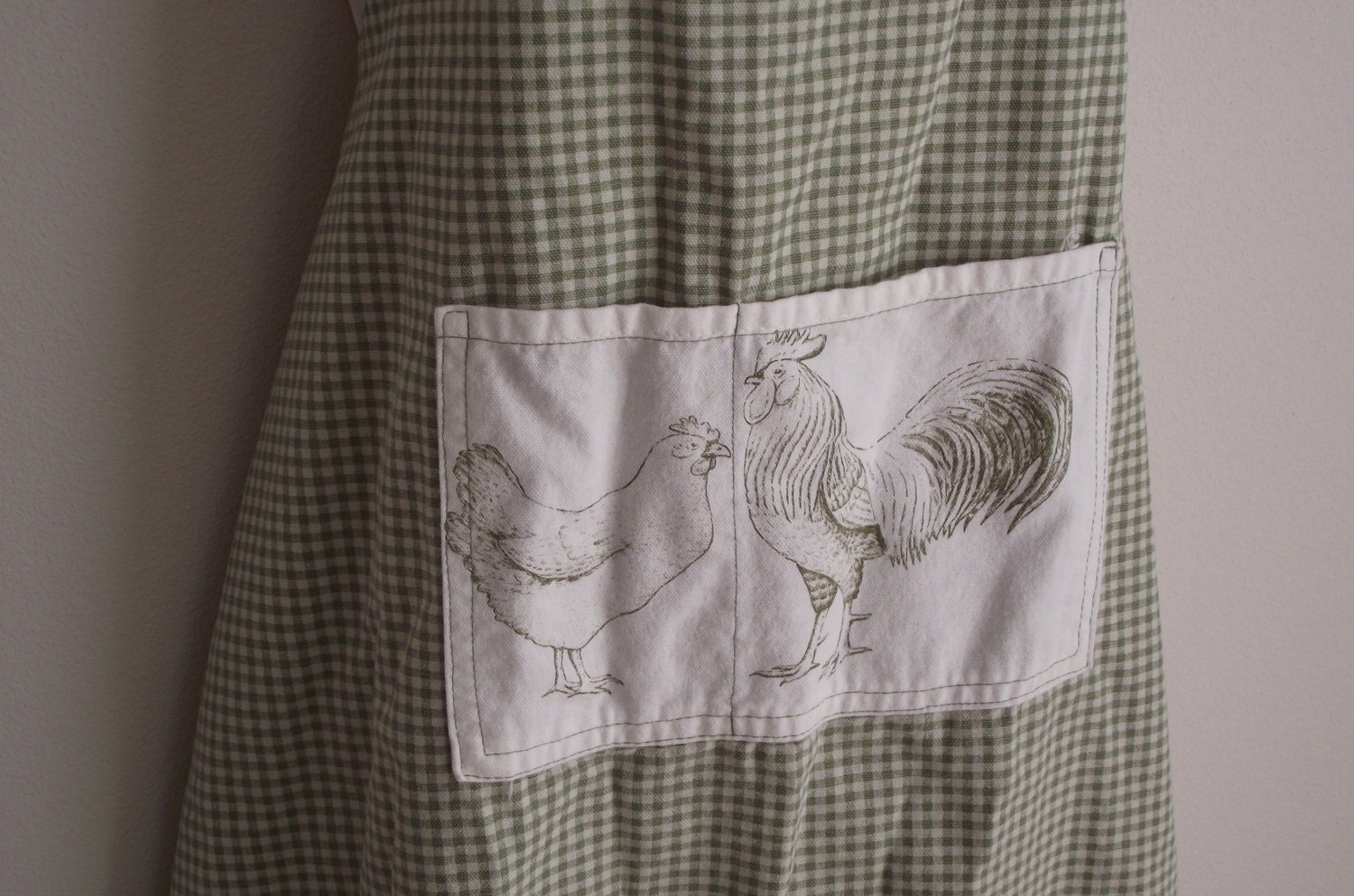 Vintage apron green chicken rooster print reversible hand made cobbler style
