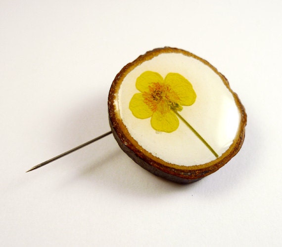 Pressed Flower Wood Brooch - yellow flower- handmade flower jewelry