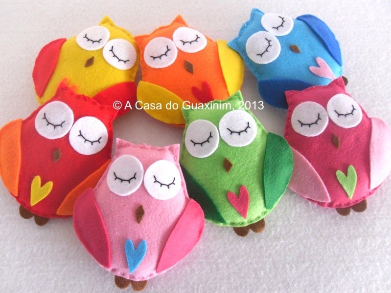 Party Favor - Rainbow Colors Owls - Set of 7
