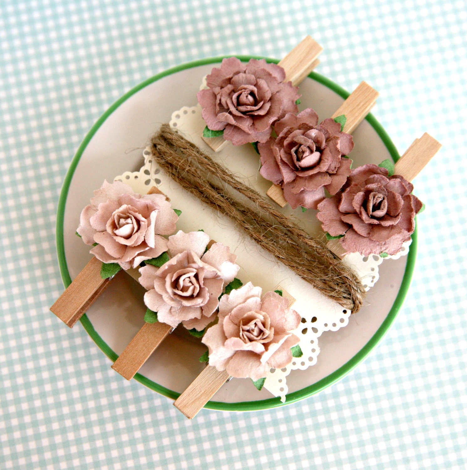 Photo and Note Garland Kit--Mauve Neutral  Flowers and Clothespins