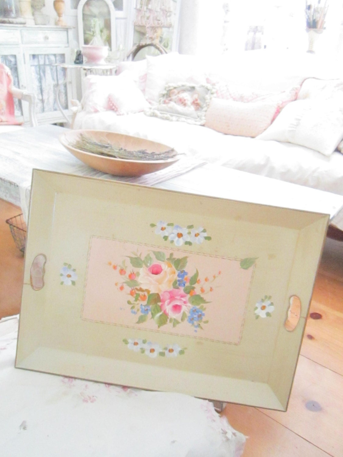 Vintage cream metal hand painted  tray with roses